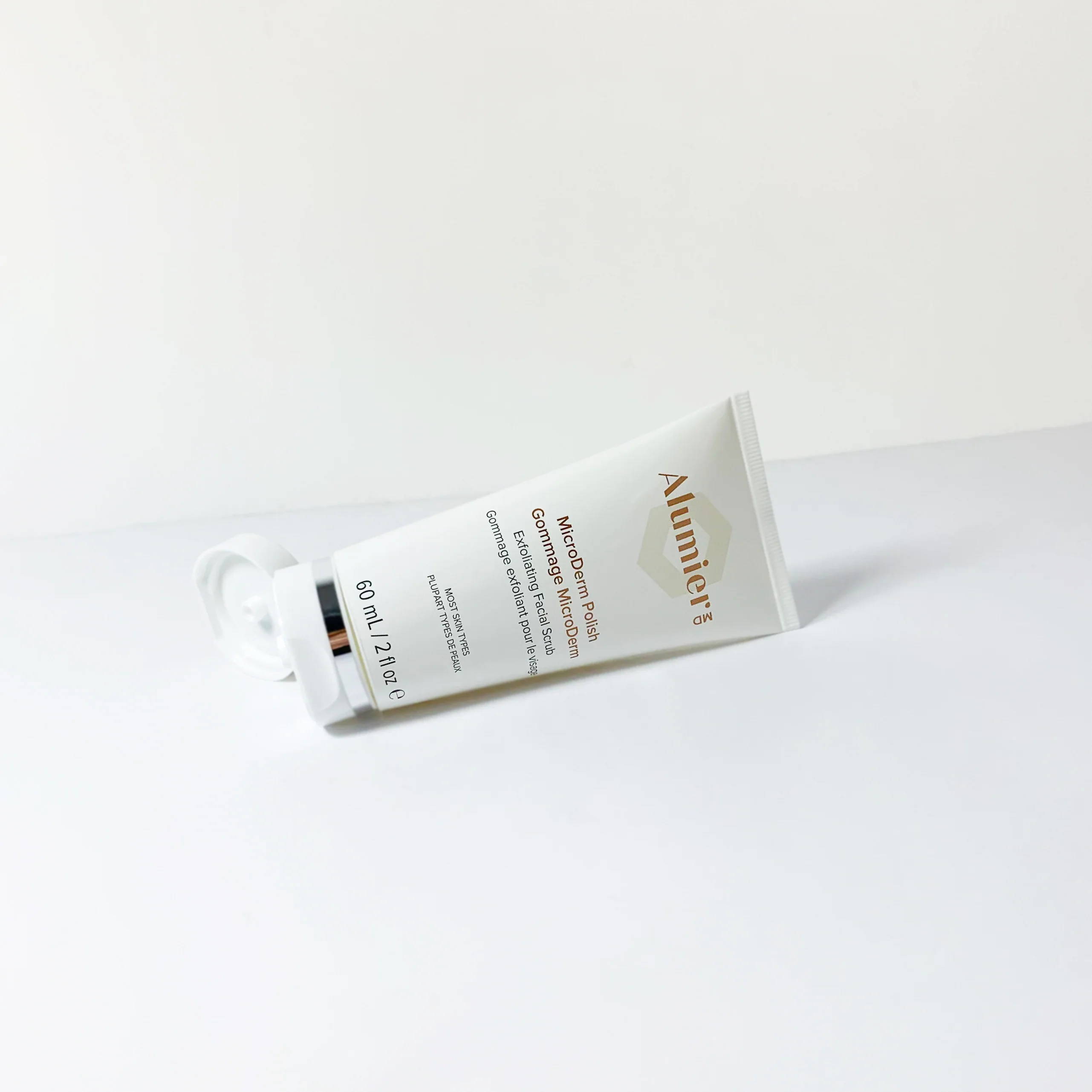 Alumier MD | MicroDerm Polish (60ml) - Image 8