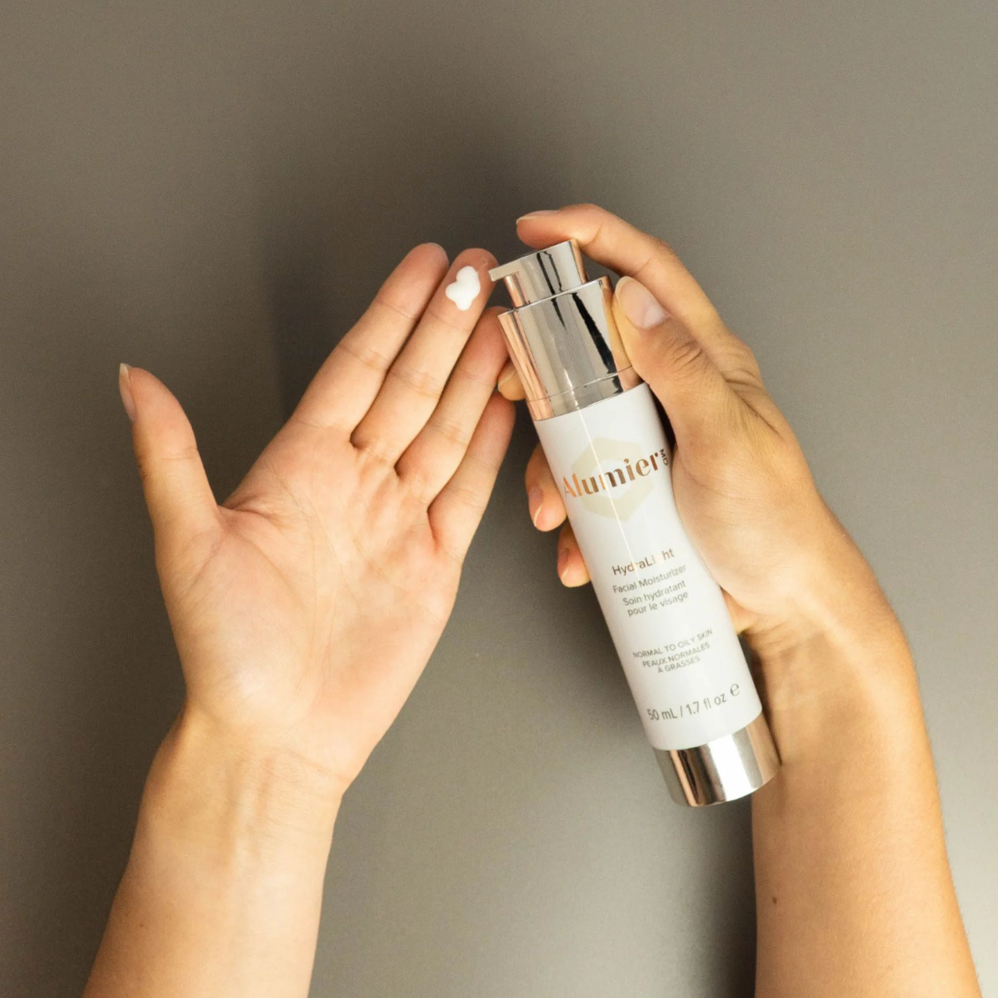 Alumier MD | HydraLight Moisturiser (50ml) - Image 4
