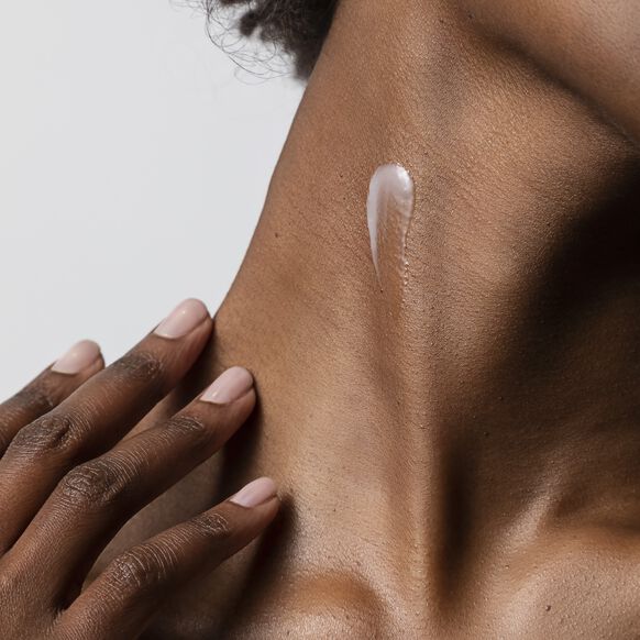 iS Clinical | Neck Perfect Complex (50ml) - Image 3