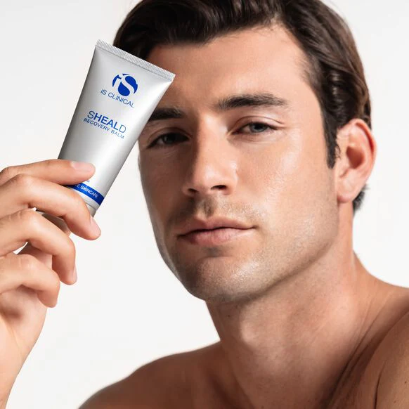 iS Clinical | SHEALD Recovery Balm - Image 4