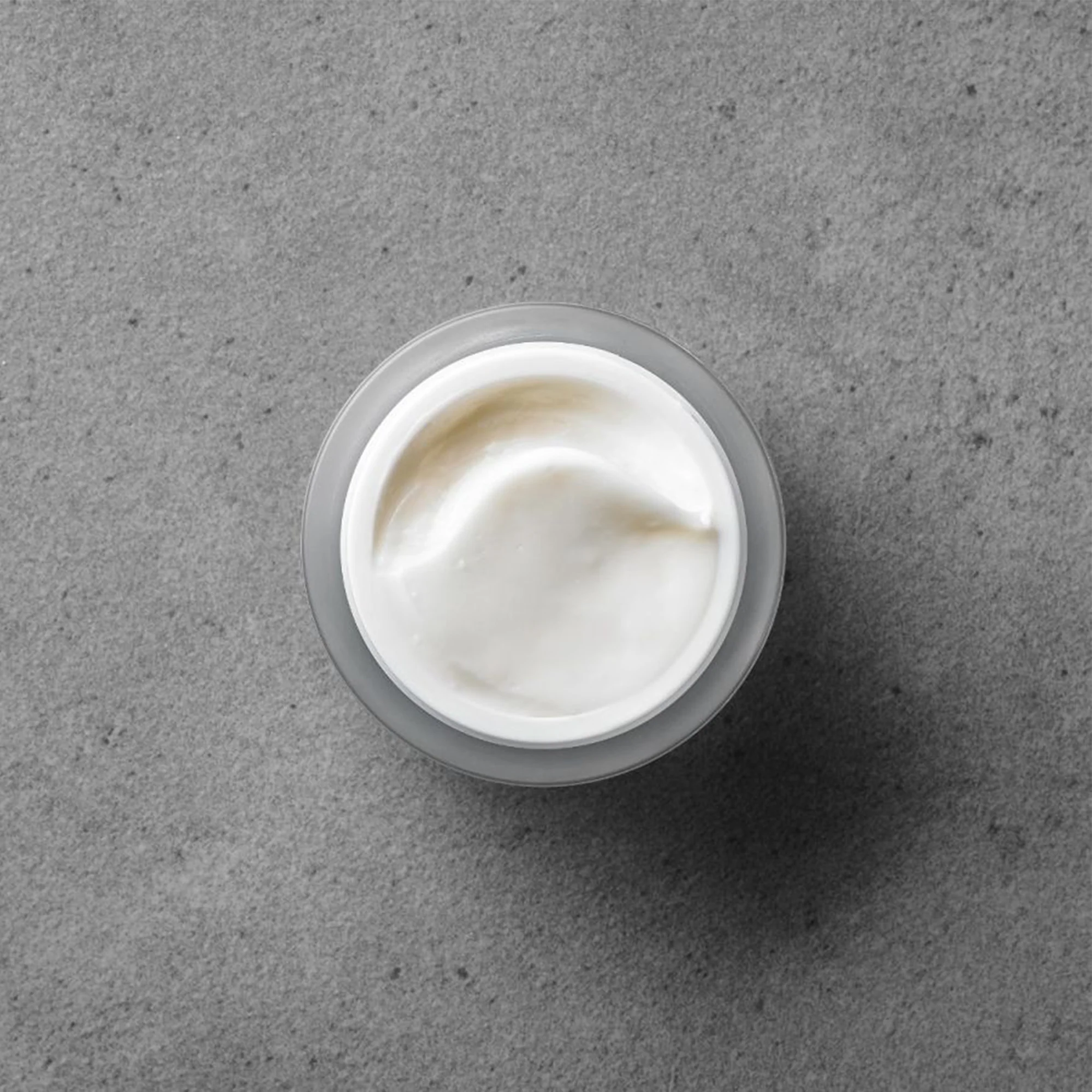 Medik8 | Intelligent Retinol Smoothing Night Cream (50ml) - Image 5