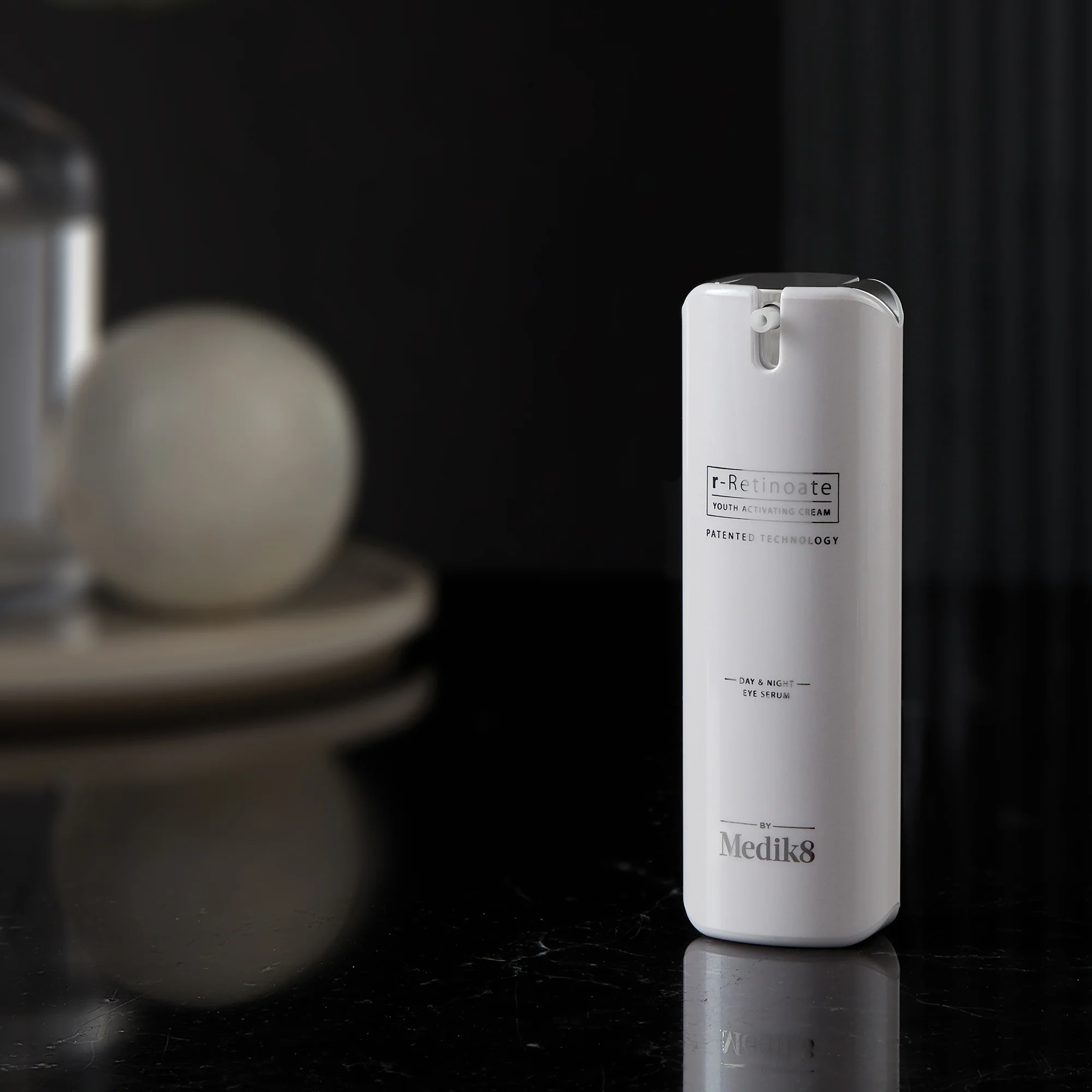 Medik8 | R Retinoate Day & Night Eye Serum (15ml) - Image 5