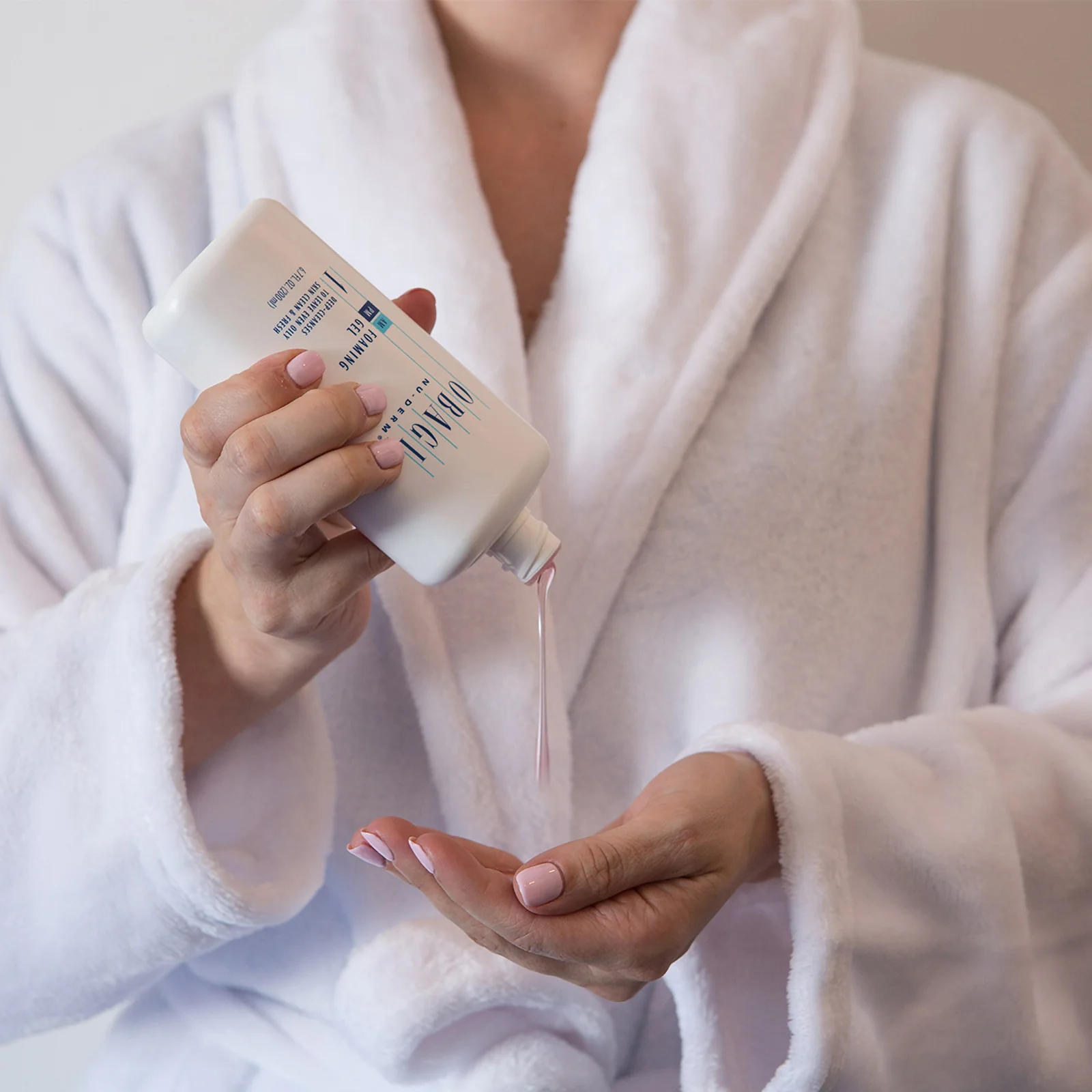 Obagi | Nu Derm 1 GENTLE CLEANSER (200mls) - Image 4